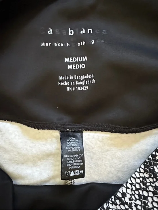 High-Rise Black & White Snake Print Leggings - Picture 4 of 4